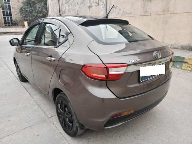 Second-hand 2017 Tata Tigor 1.2 Revotron XT for sale in Noida-11