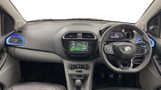 Second-hand 2024 Tata Tiago XT for sale in Ahmedabad-10