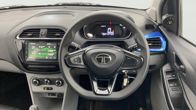 Second-hand 2024 Tata Tiago XT for sale in Ahmedabad-12