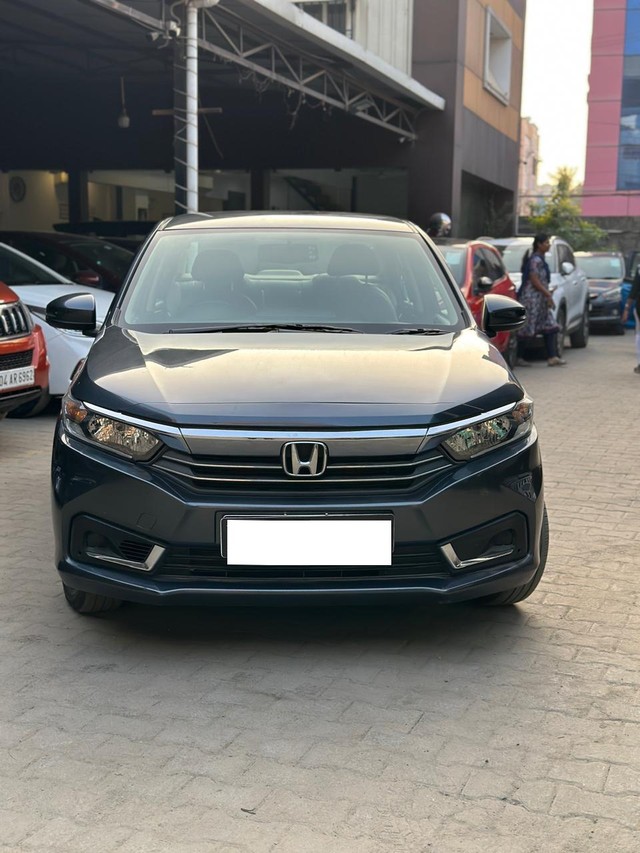Second-hand 2021 Honda Amaze S Petrol for sale in Chennai-12