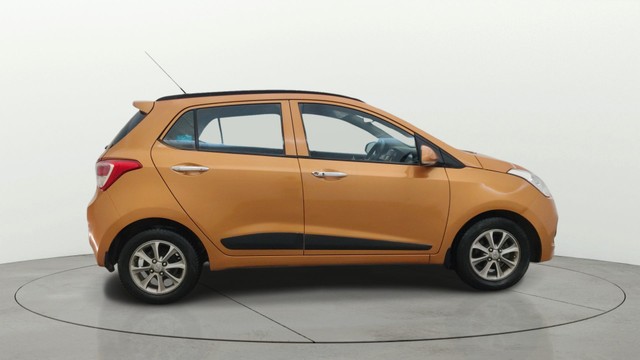 Second-hand 2016 Hyundai Grand i10 Asta Option for sale in Pune-1