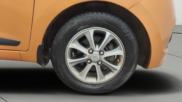 Second-hand 2016 Hyundai Grand i10 Asta Option for sale in Pune-23