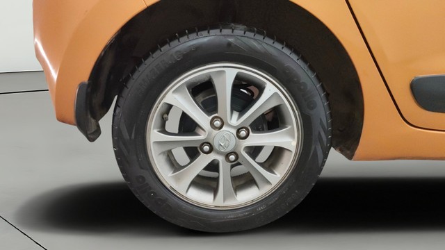 Second-hand 2016 Hyundai Grand i10 Asta Option for sale in Pune-24