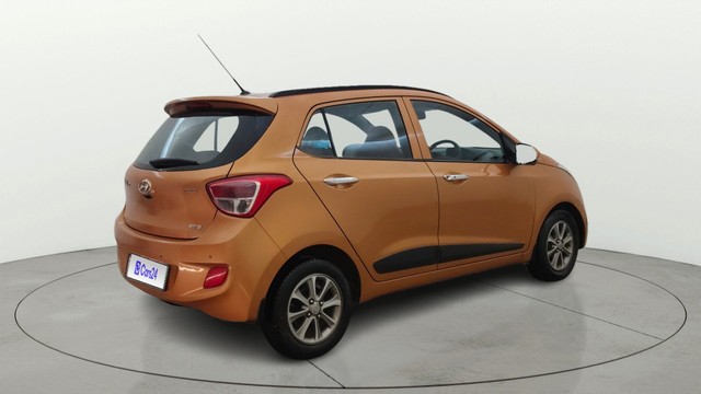 Second-hand 2016 Hyundai Grand i10 Asta Option for sale in Pune-2
