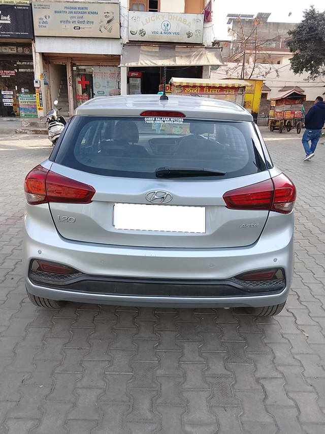 Second-hand 2018 Hyundai i20 1.2 Asta Option for sale in Ludhiana-2