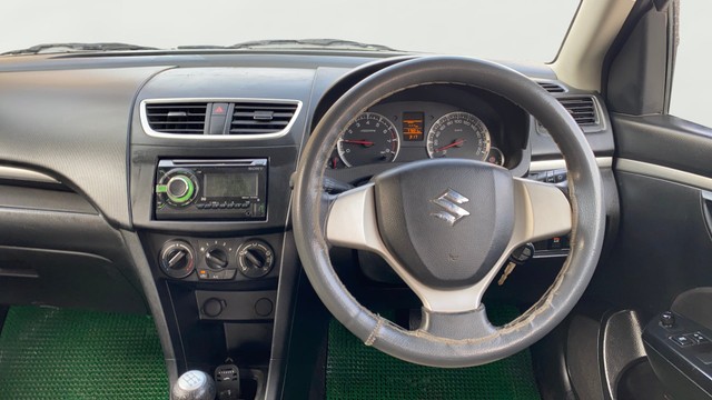 Second-hand 2014 Maruti Swift VXI for sale in Patna-12