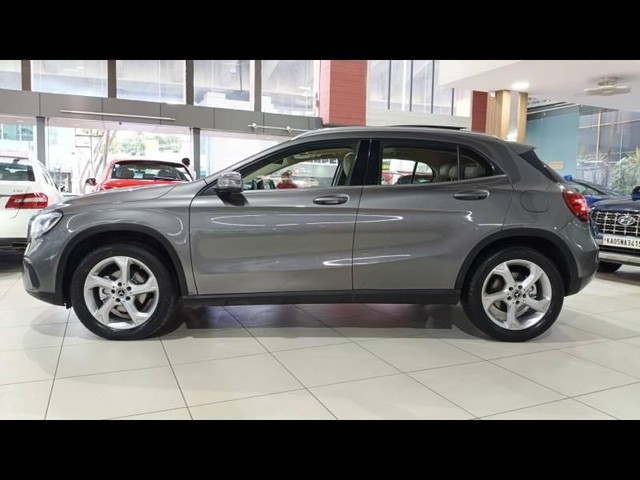 Second-hand 2018 Mercedes-Benz GLA Class Urban Edition 220d for sale in Bangalore-6