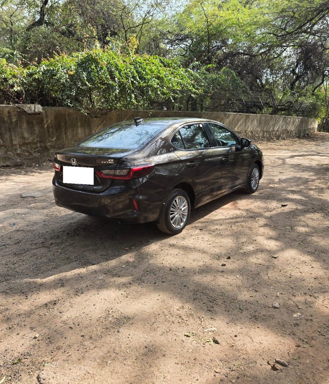 Honda City V MT Second-hand 2020 Honda City V MT for sale in New Delhi-13