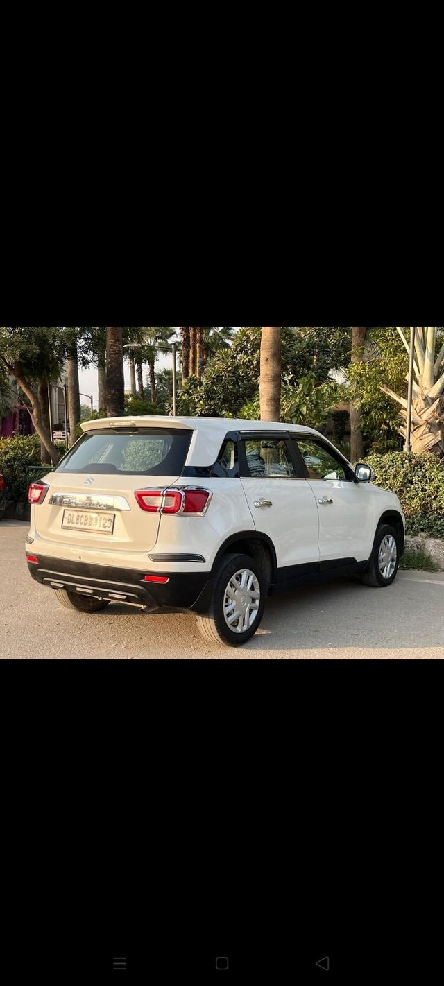 Second-hand 2021 Maruti Vitara Brezza LXI for sale in New Delhi-9
