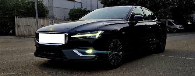 Second-hand 2021 Volvo S60 T4 Inscription for sale in New Delhi-3
