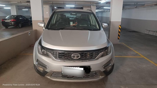 Second-hand 2017 Tata Hexa XTA for sale in Surat-9