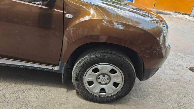 Second-hand 2014 Renault Duster 85PS Diesel RxL for sale in Ujjain-2