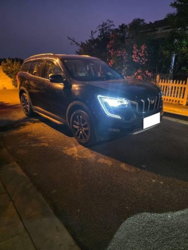 Second-hand 2024 Mahindra XUV700 AX5 7 Str AT for sale in Devanahalli-3