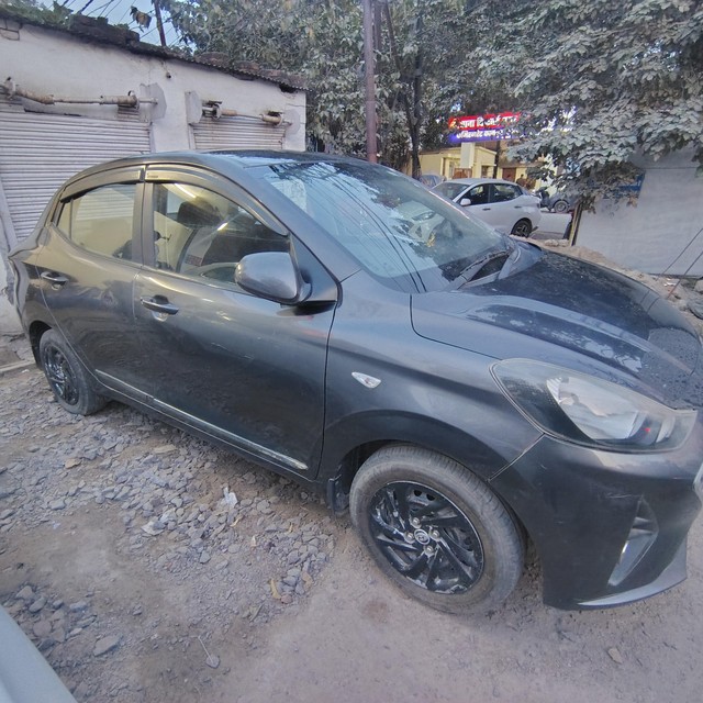 Second-hand 2020 Hyundai Aura S for sale in Kanpur-3