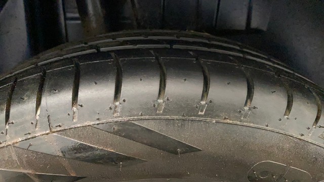 Second-hand 2021 Maruti Swift Dzire ZXI BSVI for sale in Lucknow-30