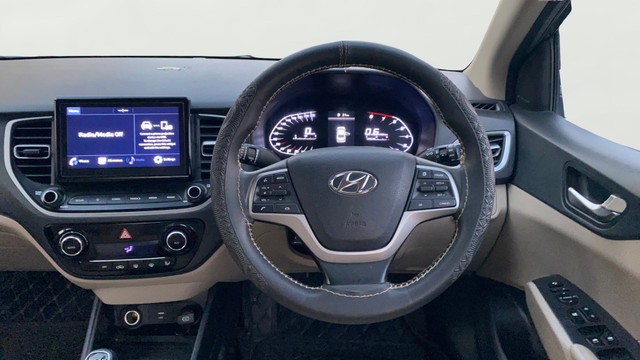 Second-hand 2020 Hyundai Verna SX for sale in Patna-12
