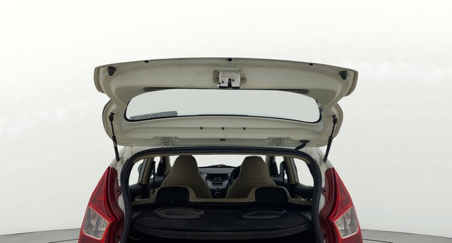 Second-hand 2018 Hyundai EON Magna Plus for sale in Ahmedabad-20