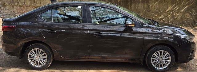 Second-hand 2020 Honda City V MT for sale in New Delhi-1