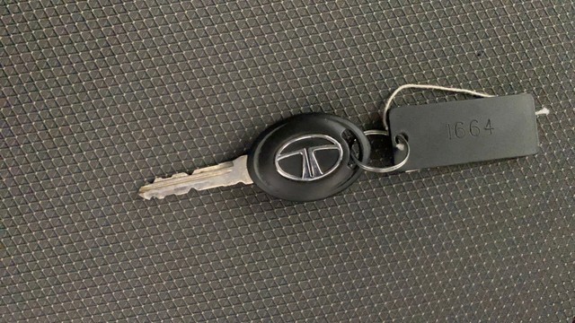 Second-hand 2018 Tata Tiago 1.2 Revotron XT for sale in Lucknow-21