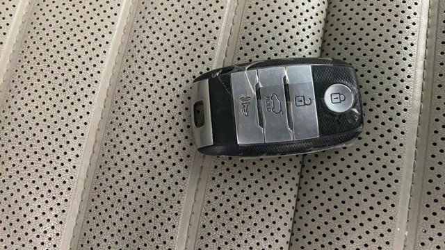 Second-hand 2019 Kia Seltos GTX Plus DCT for sale in Lucknow-21