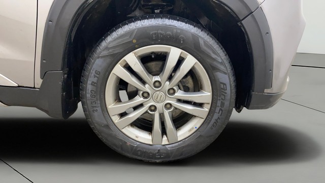 Second-hand 2017 Maruti Vitara Brezza ZDi Plus for sale in Hyderabad-27