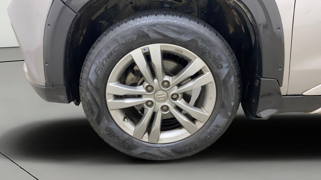 Second-hand 2017 Maruti Vitara Brezza ZDi Plus for sale in Hyderabad-30