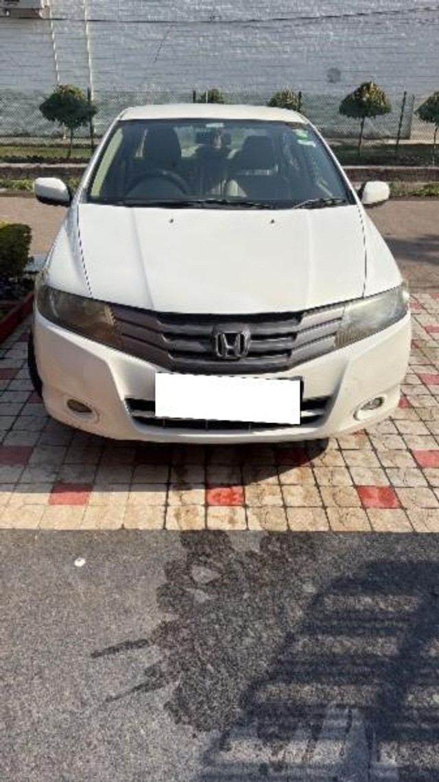 Honda City 1.5 V MT Second-hand 2011 Honda City 1.5 V MT for sale in Chandigarh-0