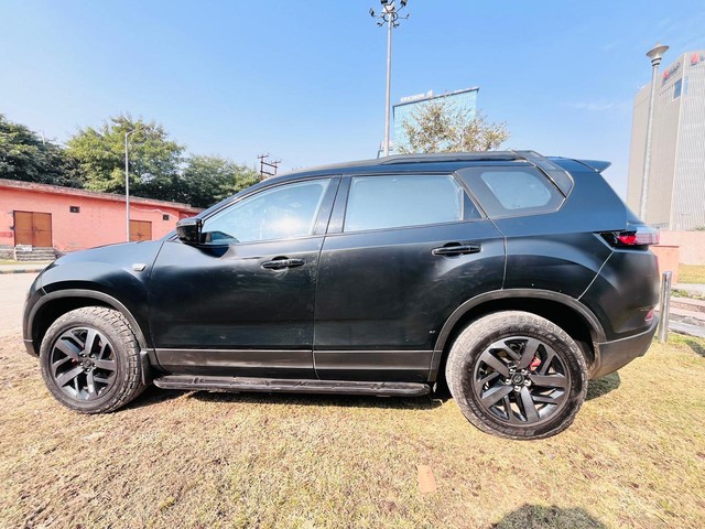 Second-hand 2023 Tata Safari XZA Plus (O) 6 Str Red Dark Edition AT for sale in Noida-4