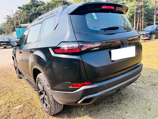 Second-hand 2023 Tata Safari XZA Plus (O) 6 Str Red Dark Edition AT for sale in Noida-3