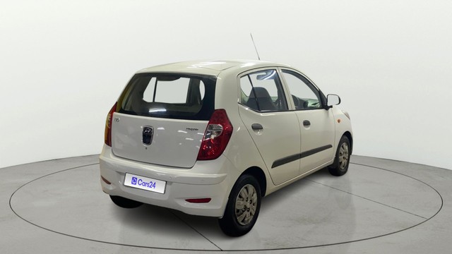 Second-hand 2015 Hyundai i10 Magna 1.1L for sale in Surat-2