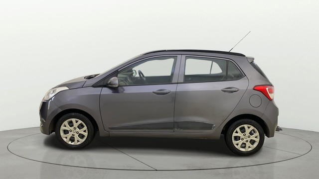 Second-hand 2016 Hyundai Grand i10 Sportz for sale in Thane-5