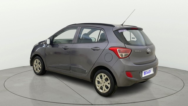 Second-hand 2016 Hyundai Grand i10 Sportz for sale in Thane-4