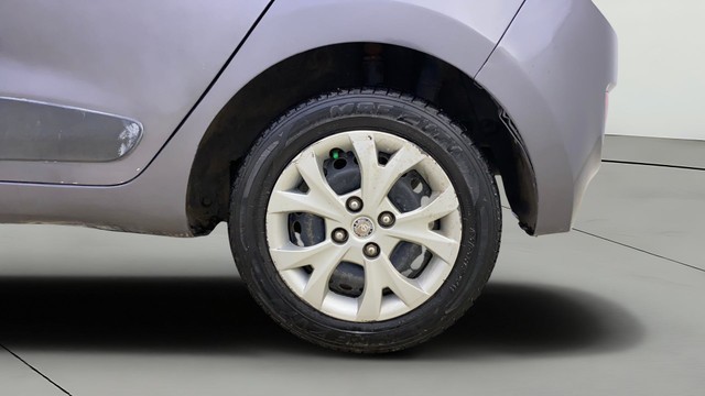 Second-hand 2016 Hyundai Grand i10 Sportz for sale in Thane-26