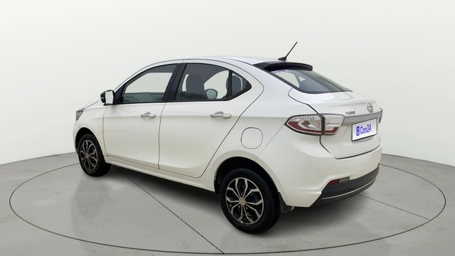 Second-hand 2023 Tata Tigor XZ CNG for sale in Ahmedabad-4