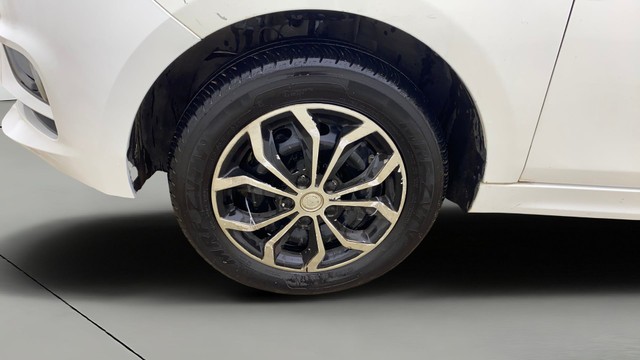 Second-hand 2023 Tata Tigor XZ CNG for sale in Ahmedabad-26