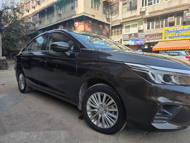 Honda City V MT Second-hand 2022 Honda City V MT for sale in New Delhi-7