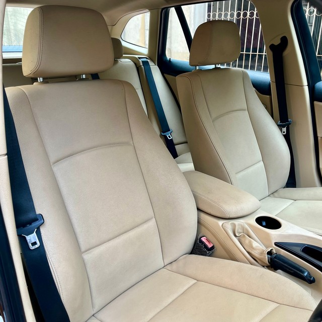 Second-hand 2011 BMW X1 sDrive20d for sale in Thane-13