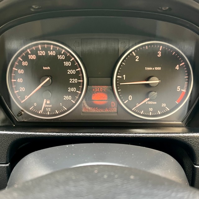 Second-hand 2011 BMW X1 sDrive20d for sale in Thane-14