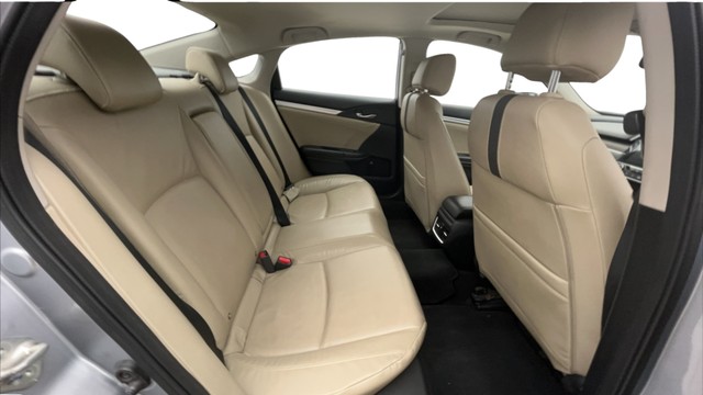 Second-hand 2019 Honda Civic ZX for sale in New Delhi-16