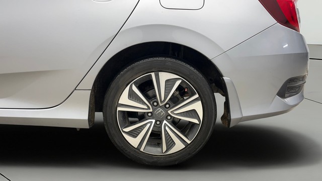 Second-hand 2019 Honda Civic ZX for sale in New Delhi-27