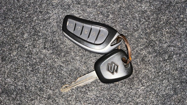 Second-hand 2020 Maruti Alto 800 LXI for sale in Kochi-21