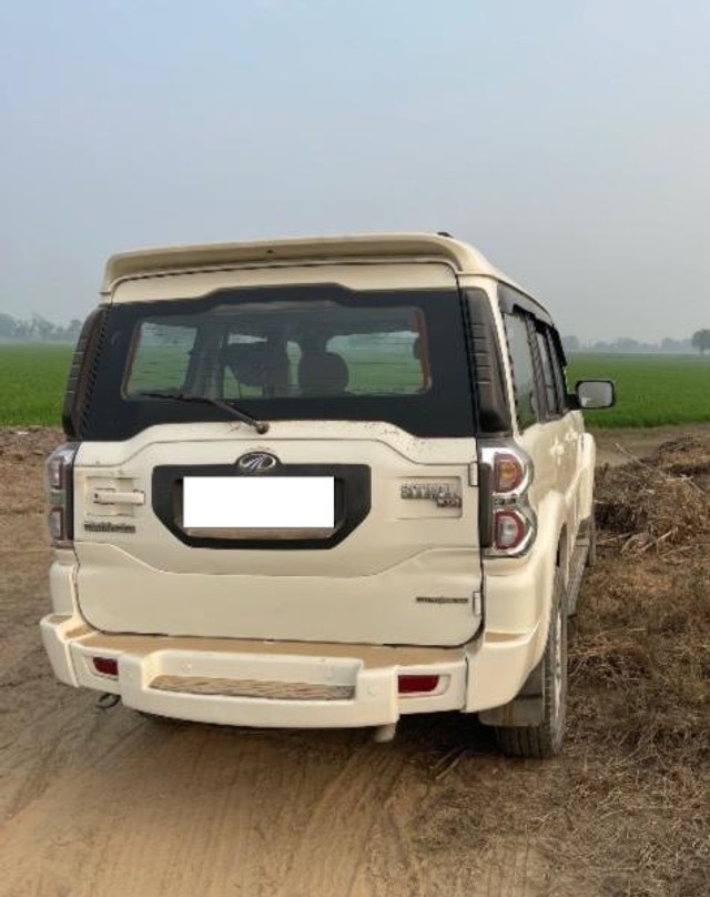 Second-hand 2017 Mahindra Scorpio S10 7 Seater 2WD for sale in Bathinda-1