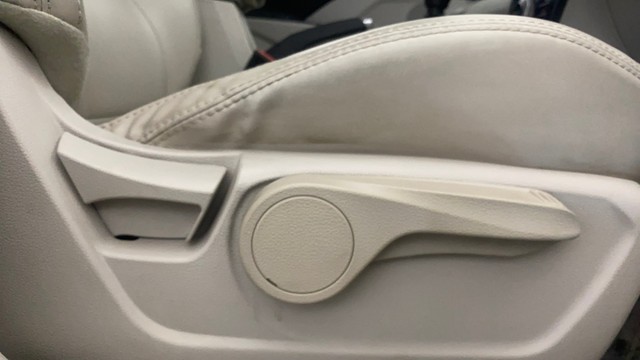 Second-hand 2022 Mahindra XUV300 W8 BSVI for sale in Gurgaon-18