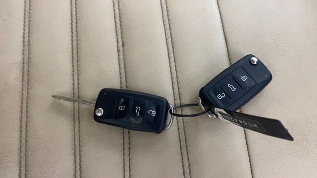 Volkswagen Ameo 1.2 MPI Highline Second-hand 2016 Volkswagen Ameo 1.2 MPI Highline for sale in Bangalore-21