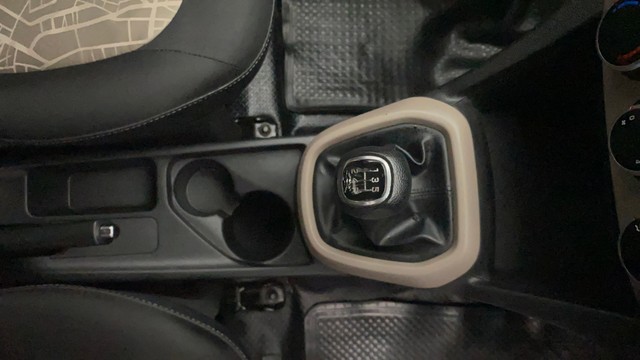 Hyundai Grand i10 Sportz Second-hand 2014 Hyundai Grand i10 Sportz for sale in Kochi-13