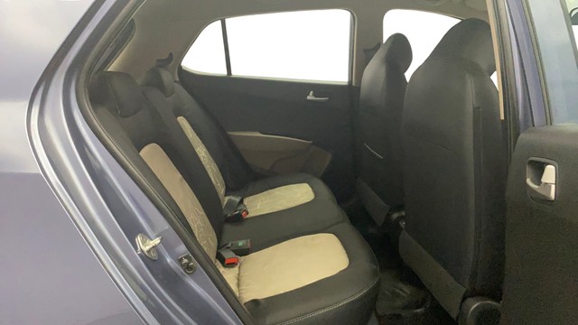 Hyundai Grand i10 Sportz Second-hand 2014 Hyundai Grand i10 Sportz for sale in Kochi-16