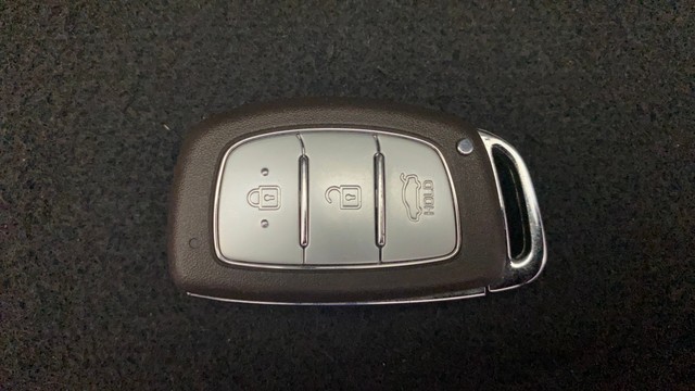 Hyundai Grand i10 Sportz Second-hand 2014 Hyundai Grand i10 Sportz for sale in Kochi-21