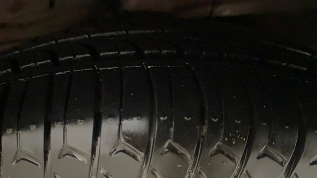 Second-hand 2012 Hyundai i10 Sportz for sale in Gulbarga-31