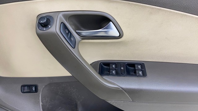 Second-hand 2014 Volkswagen Vento Diesel Highline for sale in Mumbai-17