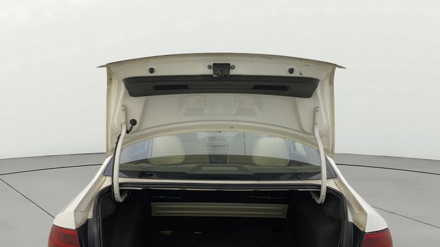 Second-hand 2014 Volkswagen Vento Diesel Highline for sale in Mumbai-20